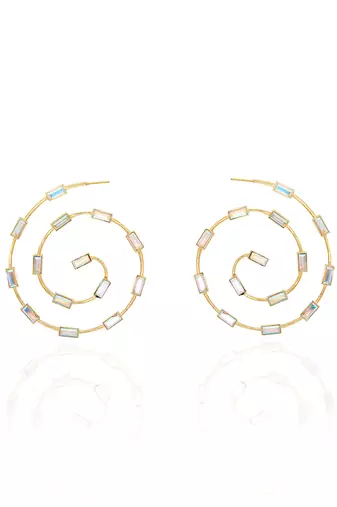 Gold classic merigold earring