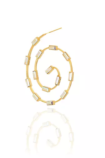 Gold classic merigold earring