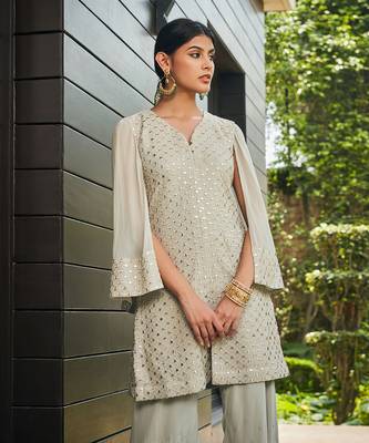 Light grey cahaya mirror work tunic set 4