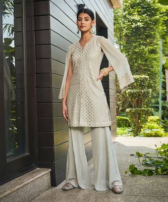 Light grey cahaya mirror work tunic set 5