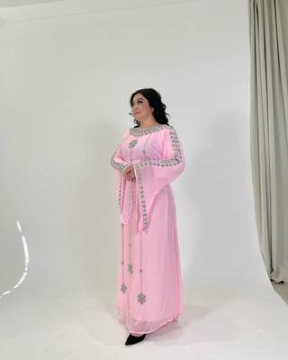 Pink Formal Embellished Kaftan Dress For Occasions 1