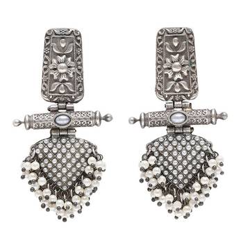 Stylish Oxidized Earrings with pearls 3