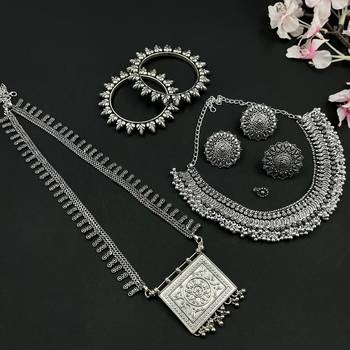 Ghunghroo Long Necklace set 1