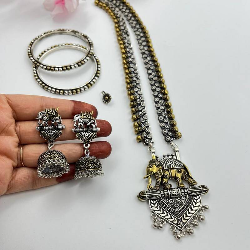 Dual Tone Set With Jhumki