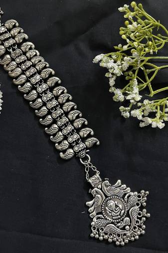 Silver Plated Designer Mangtika