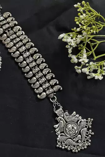 Silver Plated Designer Mangtika