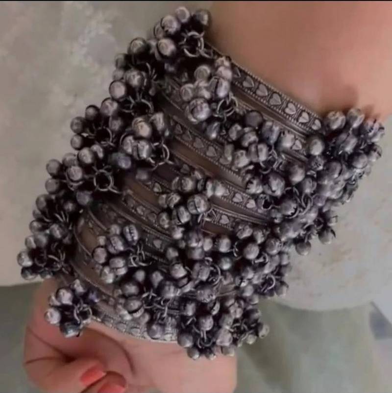 Black polish Ghungroo bangles set