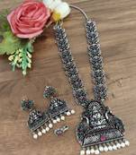 Goddess laxmi motif necklace set
