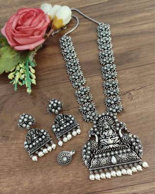 Goddess laxmi motif necklace set 1
