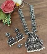 Goddess laxmi motif necklace set