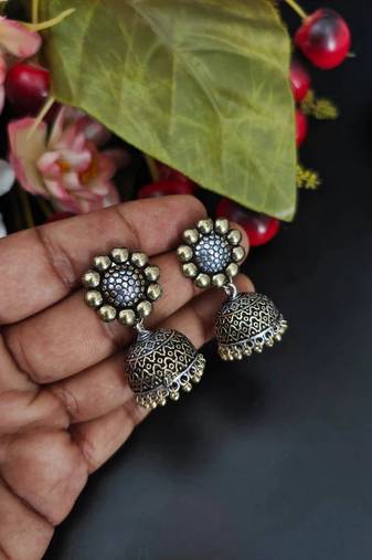 Dual tone Jhumkas