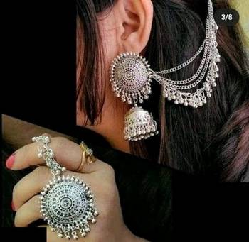Mangtikka set with side chain Jhumka 1