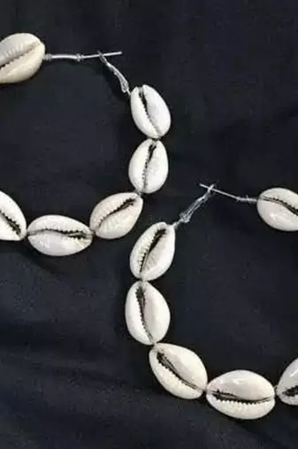 Shell Cowrie Earrings