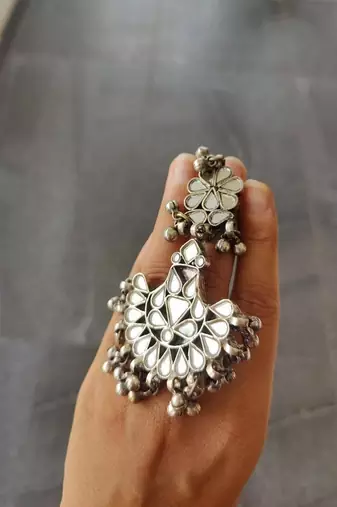 Afghani Glass Double Ring With Ghunghroo