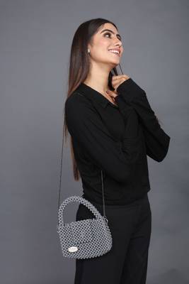 Handmade bead cross body bags 3