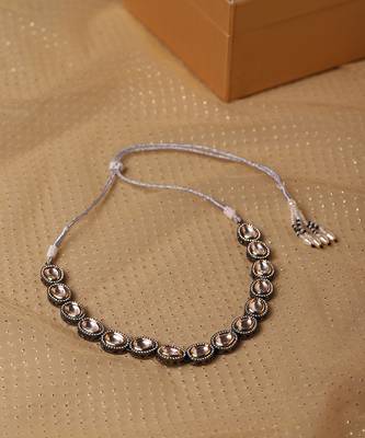 Gold kundan neckpiece 4