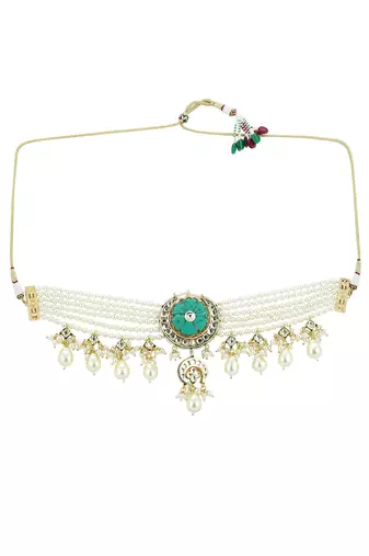 Gold kundan neckpiece