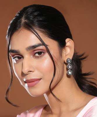 Gold kundan earrings 2