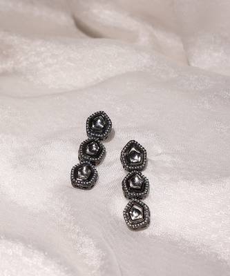 Gold kundan earrings 4