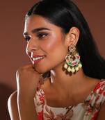 Gold kundan earrings
