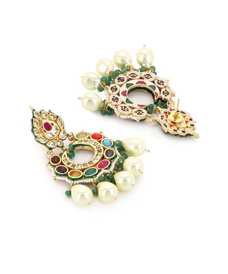 Gold kundan earrings 3