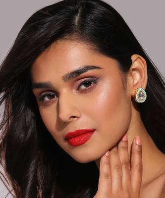 Gold kundan earrings 2