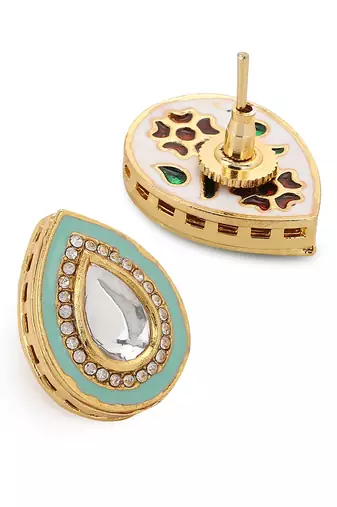 Gold kundan earrings