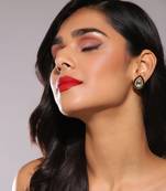 Gold kundan earrings