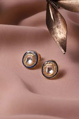 Gold kundan earrings