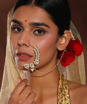 Gold kundan nose ring 1