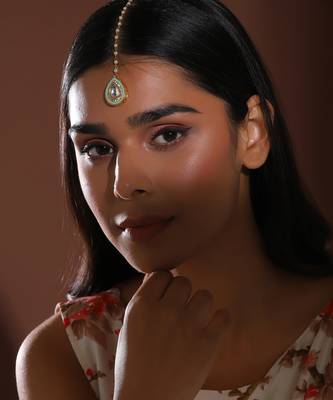 Gold kundan maang tikka 1