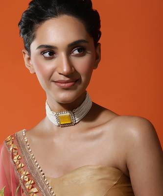 Yellow gold plated kundan choker necklace 1