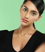 White pearl beaded necklace