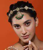 White gold plated kundan mathapatti
