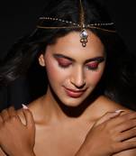 Gold plated kundan mathapatti