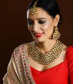 Gold maharani kundan necklace set with maang tikka
