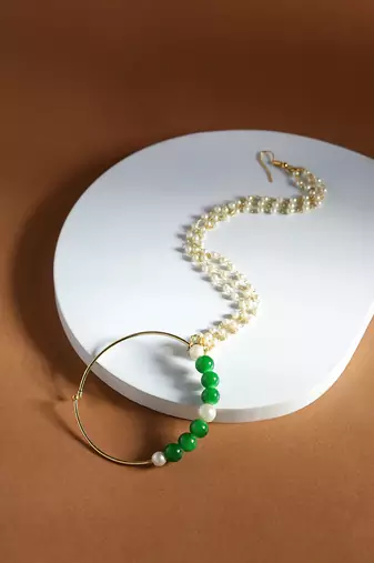 Green multi beaded nose ring