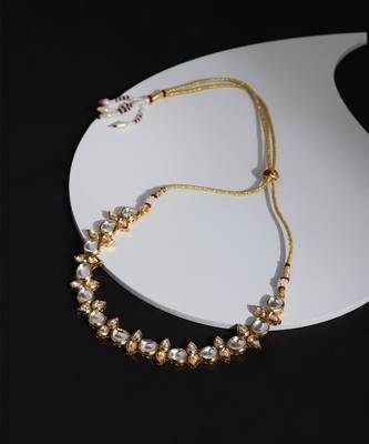 White kundan neckpiece 2