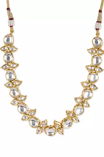 White kundan neckpiece
