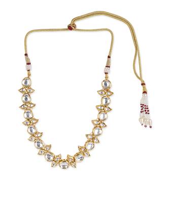 White kundan neckpiece 4