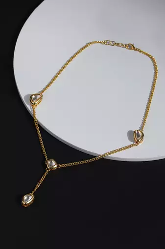 White kundan neckpiece