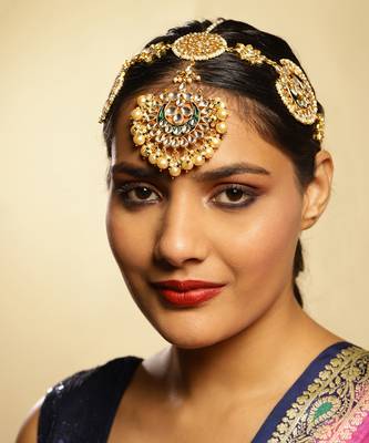 White kundan matha patti 1