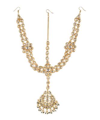 White kundan matha patti 3