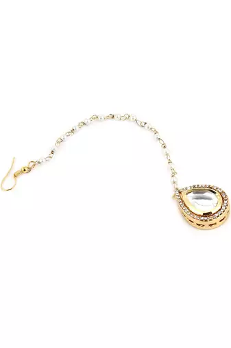 White kundan maang tikka