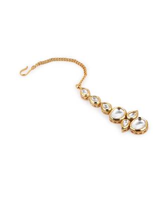 White kundan maang tikka 4