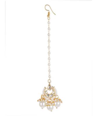 White kundan maang tikka 3