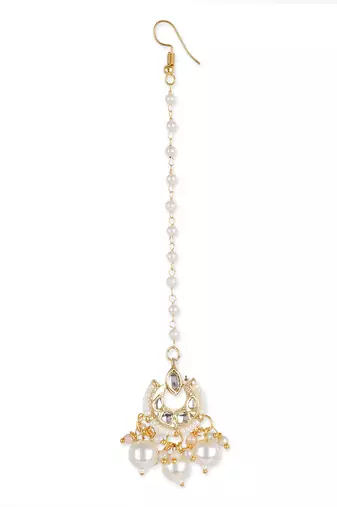 White kundan maang tikka
