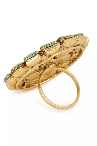 White kundan cocktail ring