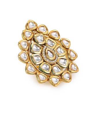 White kundan cocktail ring 2