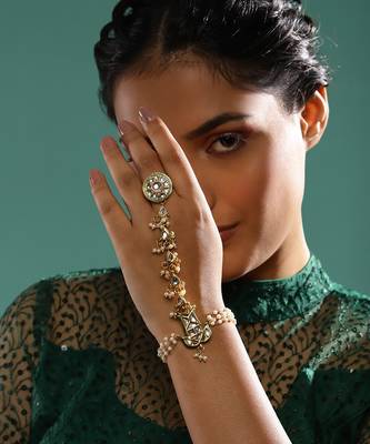 White kundan hand harness 1